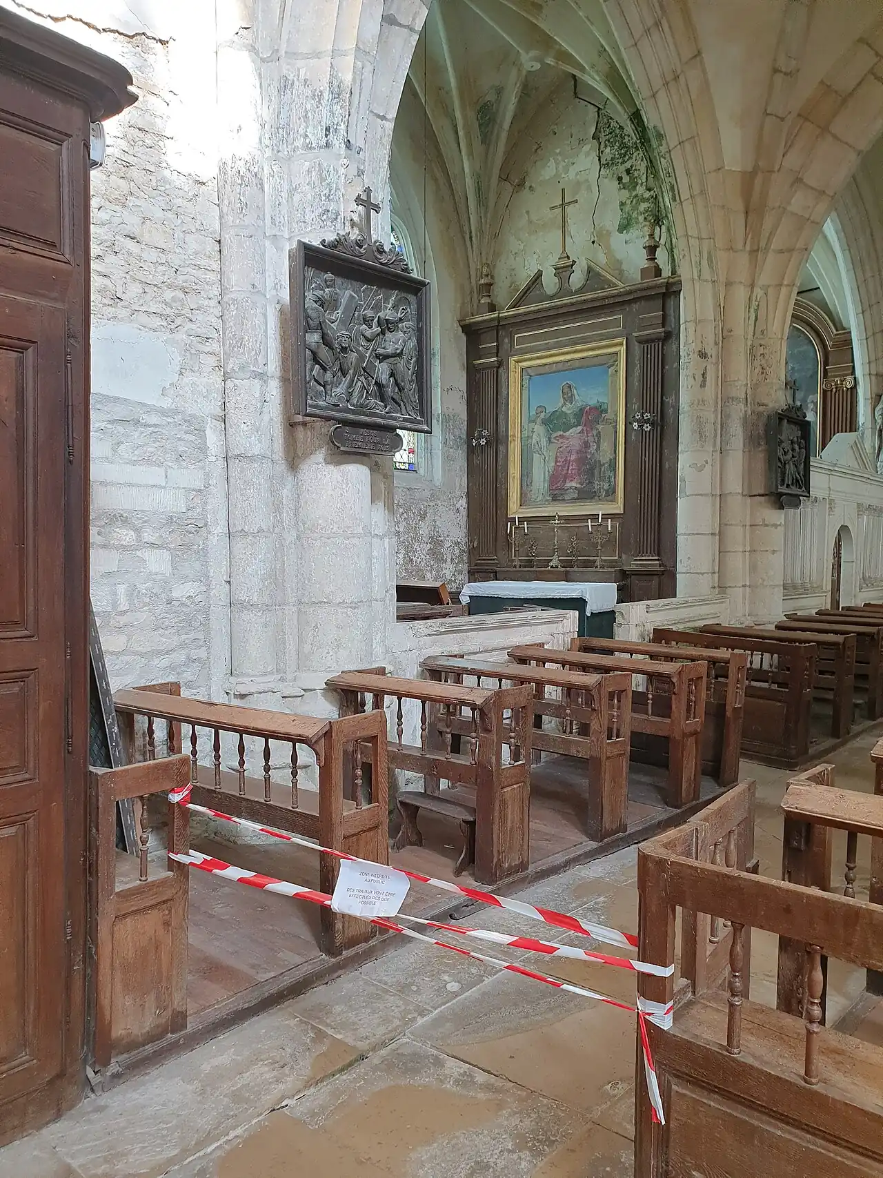 The church interior at Saint-Pierre-ès-Liens in Ricey-Bas, Les Riceys
