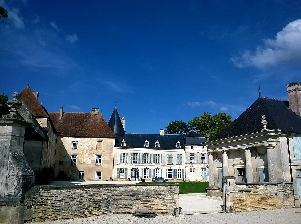rene boulay — CC BY-SA 3.0 Château at Ricey-Bas in Les Riceys
