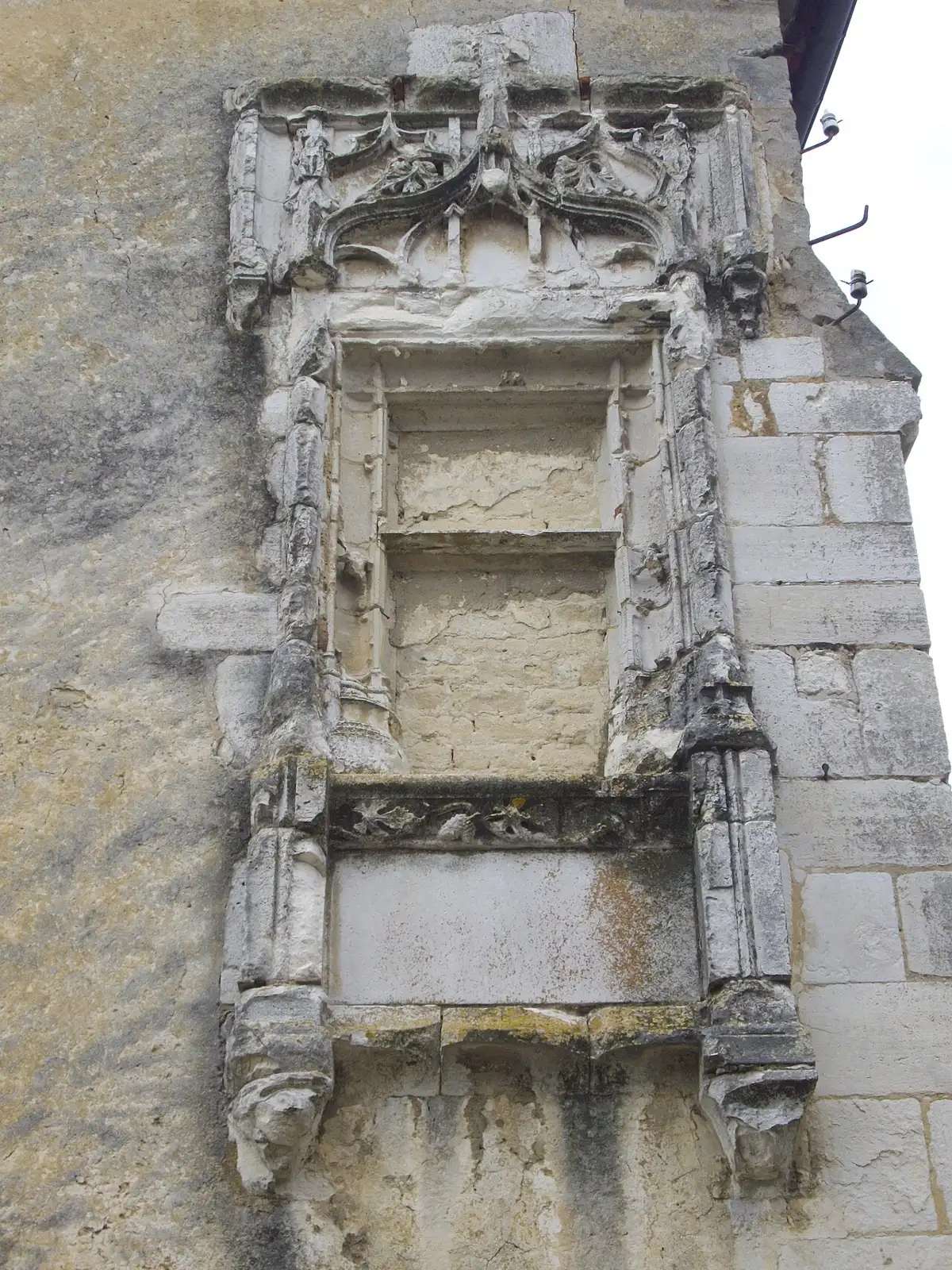 Architectural detail on rue Gambetta in Vertus